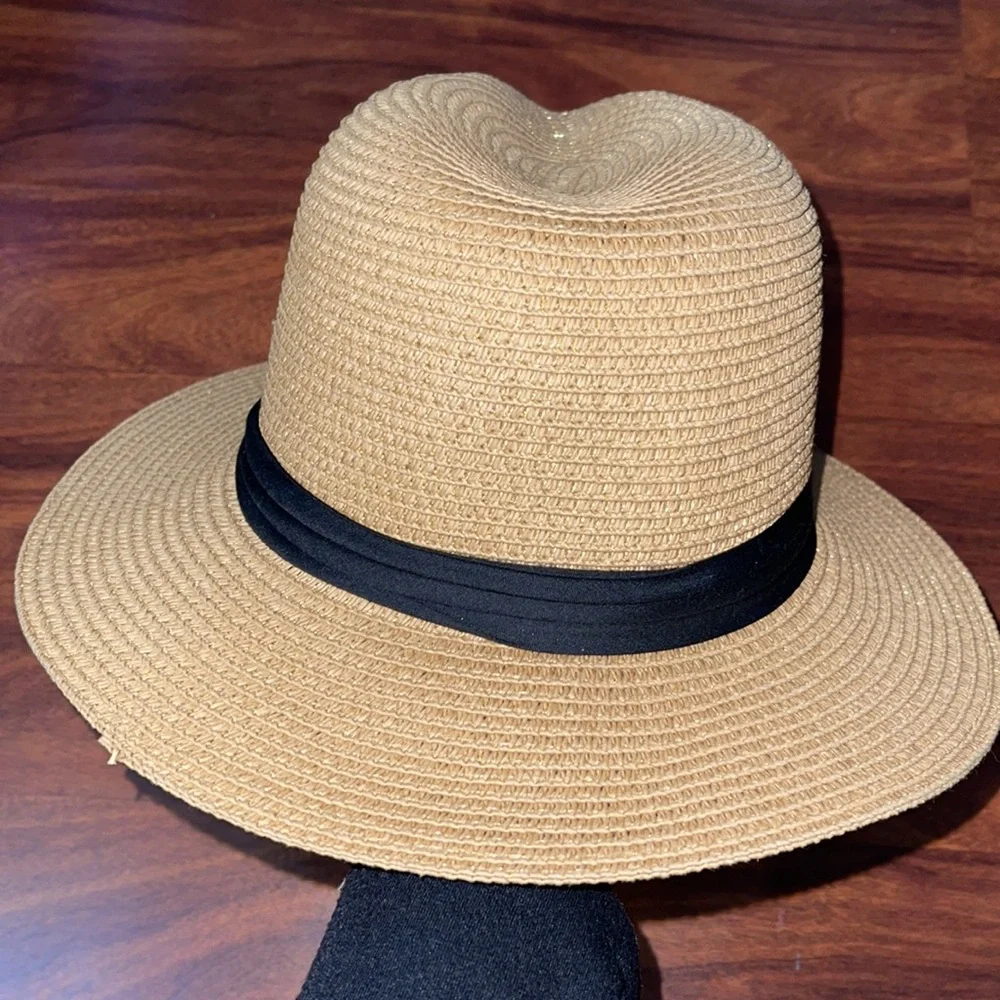 Women's Beach Hat